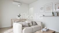 Living room of Flat for sale in  Barcelona Capital  with Air Conditioner, Heating and Terrace