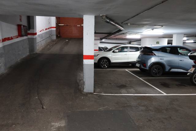 Garaje en Venta en Carrer del Taquígraf Martí en Barri de les Corts