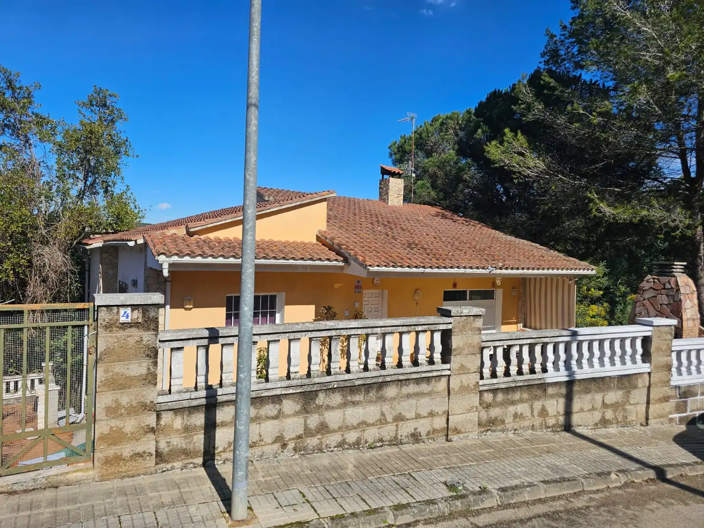 Exterior view of Houses for sale in Tordera  with Private garden and Terrace