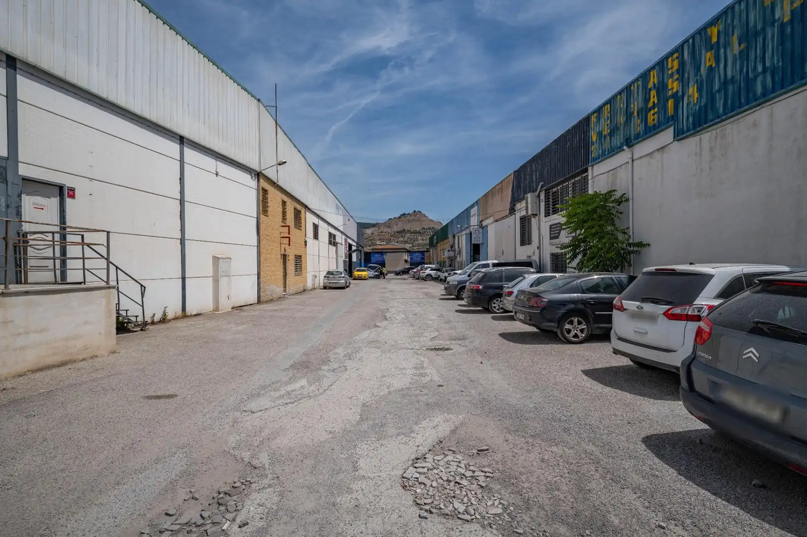 Vista exterior de Nau industrial en venda en Atarfe