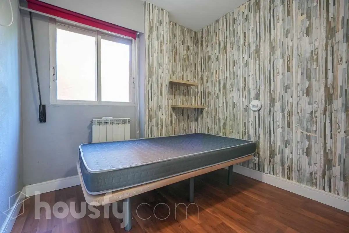 Habitación de Piso en venta en Torrejón de Ardoz con Calefacción, Terraza y Trastero