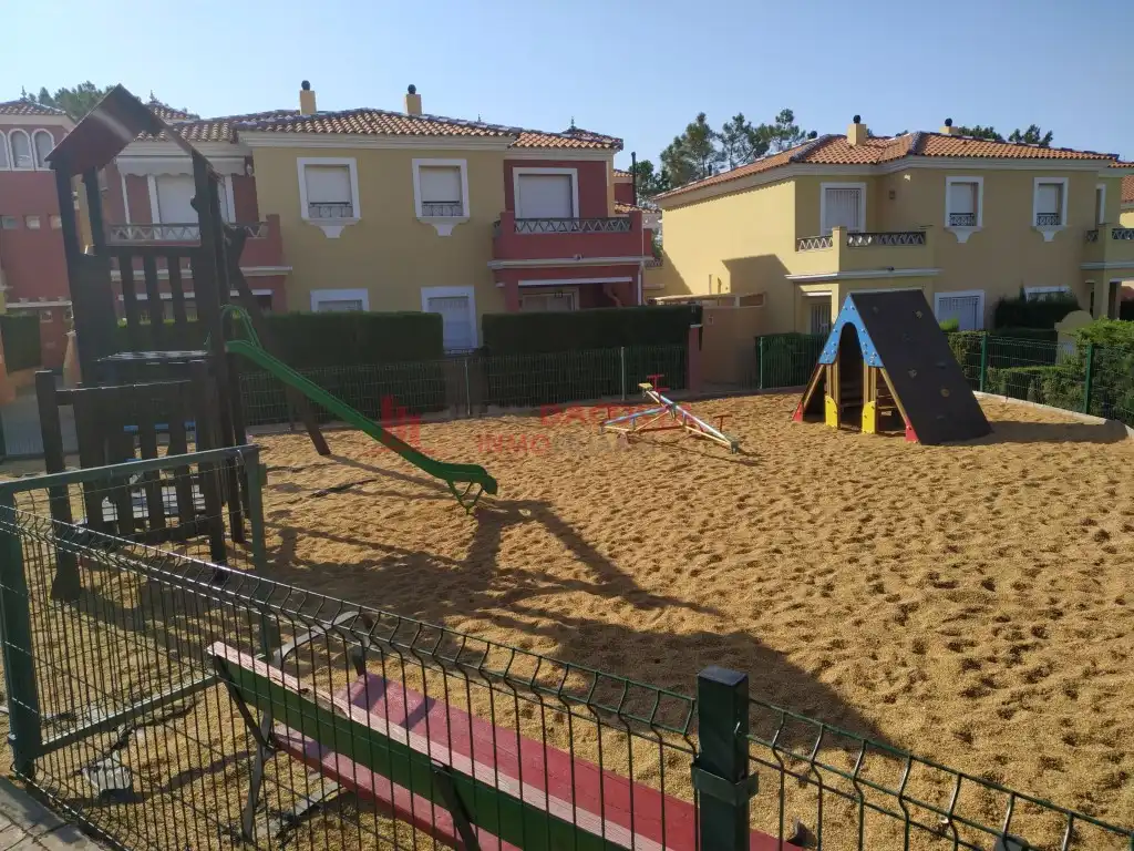 Parking de Casa adosada de alquiler en Islantilla