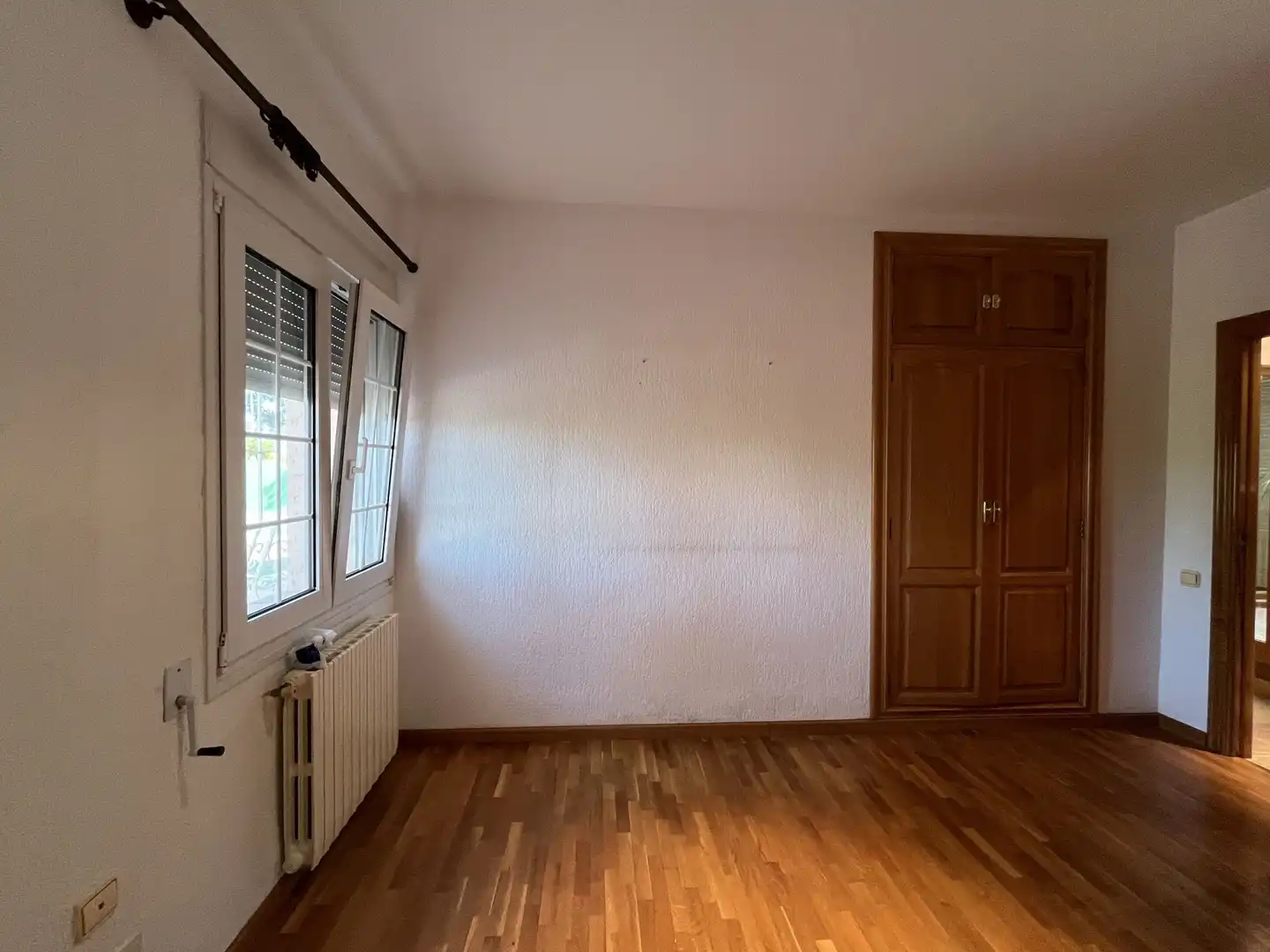 Dormitori de Casa o xalet en venda en Ontinyent amb Aire condicionat, Calefacció i Jardí privat