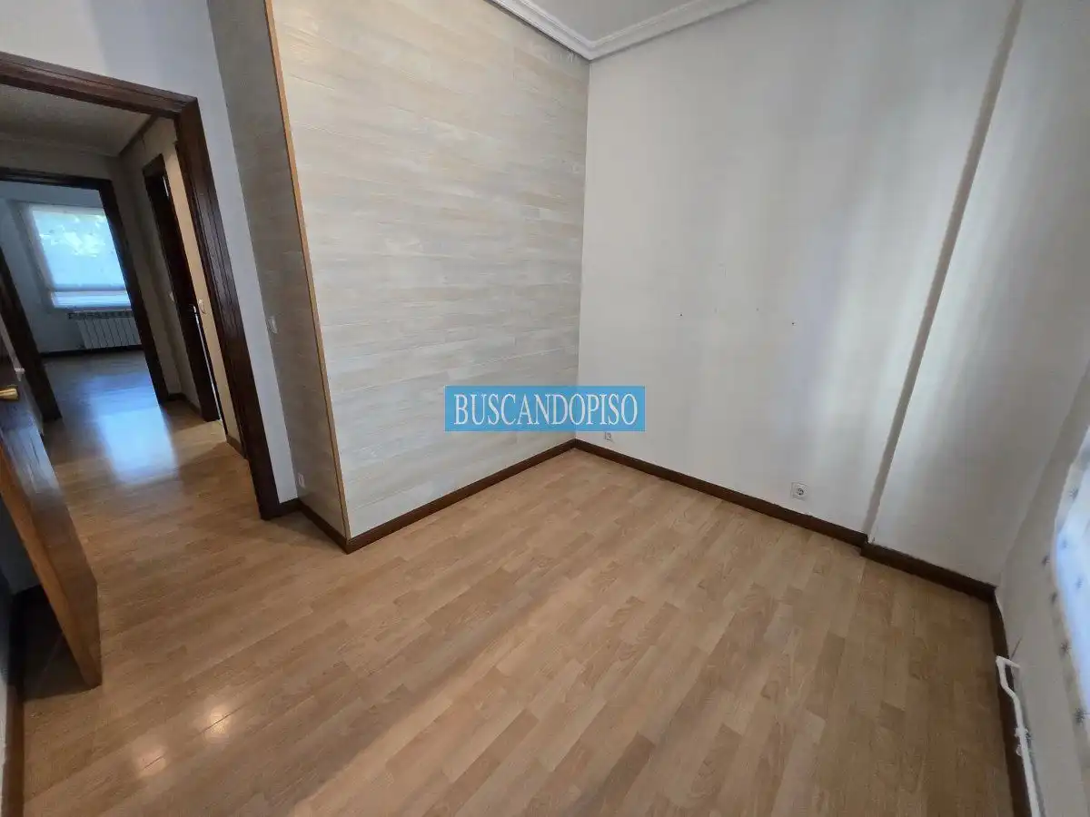 Flat for rent in  Logroño  with Heating, Parquet flooring and Terrace