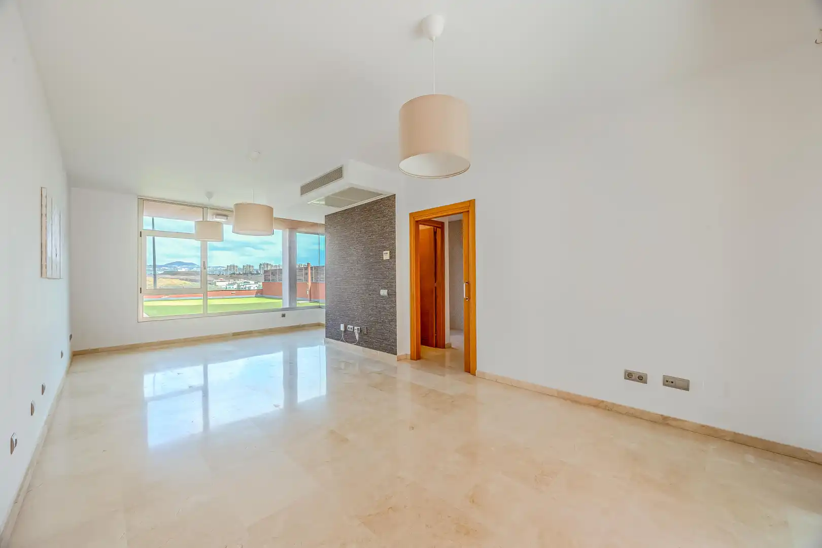 Casa o chalet de alquiler en Telde con Jardín privado, Terraza y Trastero