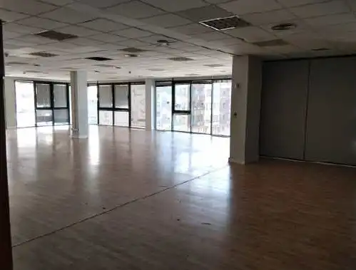 Büro zur Miete in C/ Comandante Caballero, Llamaquique