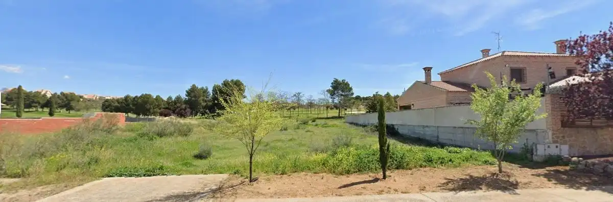 Terreno residenziale in vendita a Avenida del Aguila Real