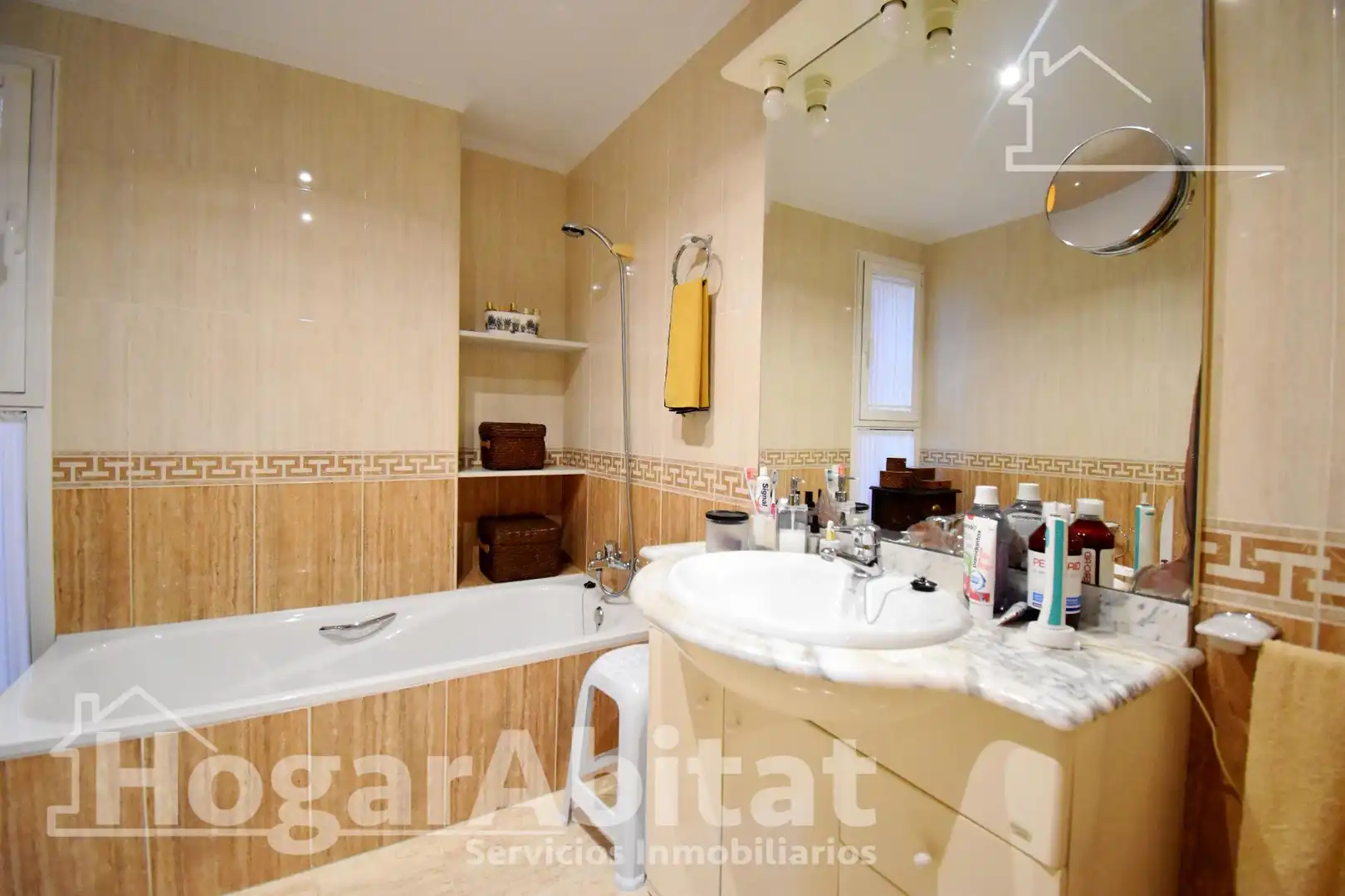 Baño de Casa adosada en venta en El Real de Gandia con Aire acondicionado, Terraza y Trastero