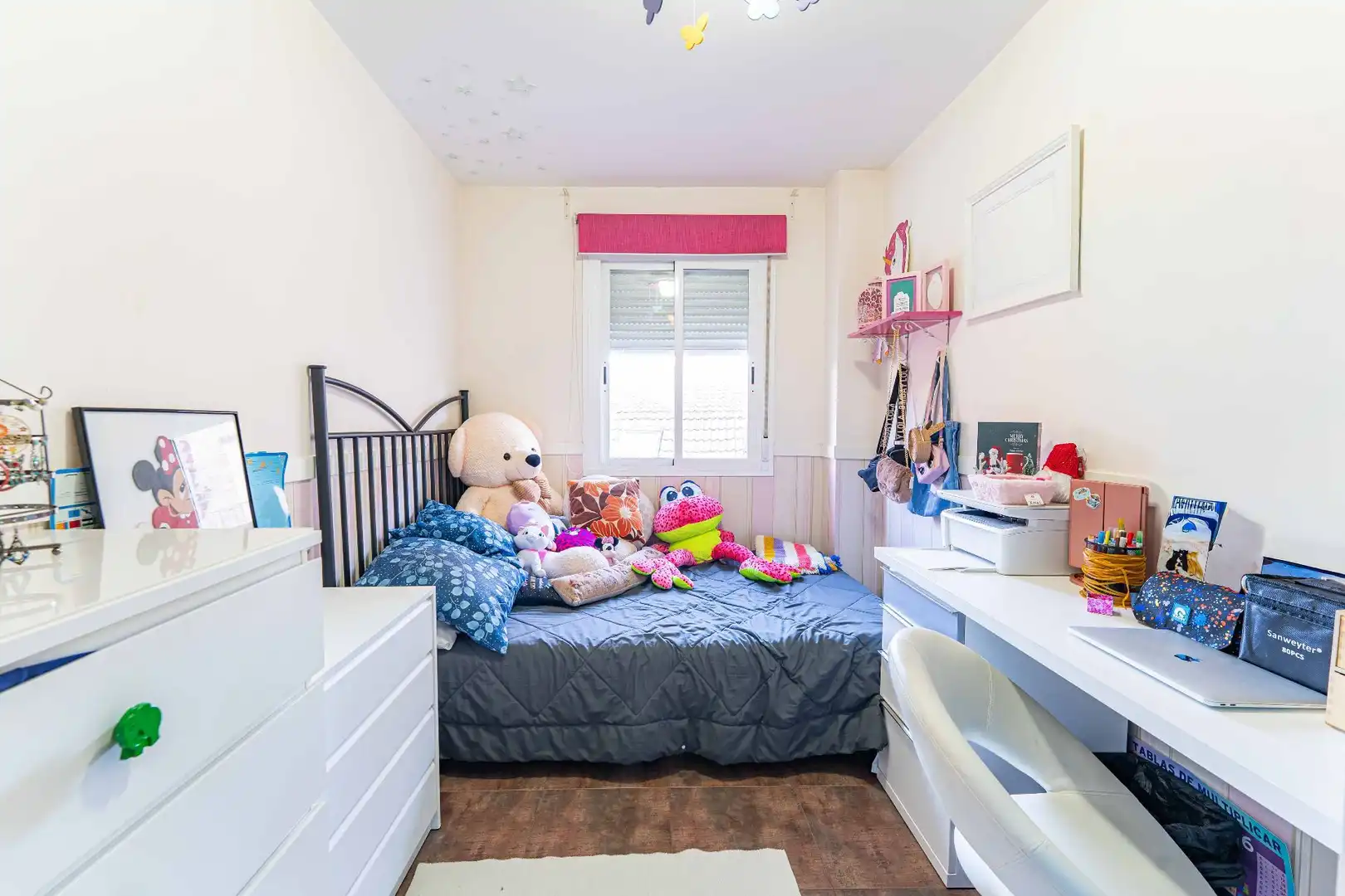Bedroom of Flat for sale in Humanes de Madrid  with Air Conditioner, Heating and Terrace
