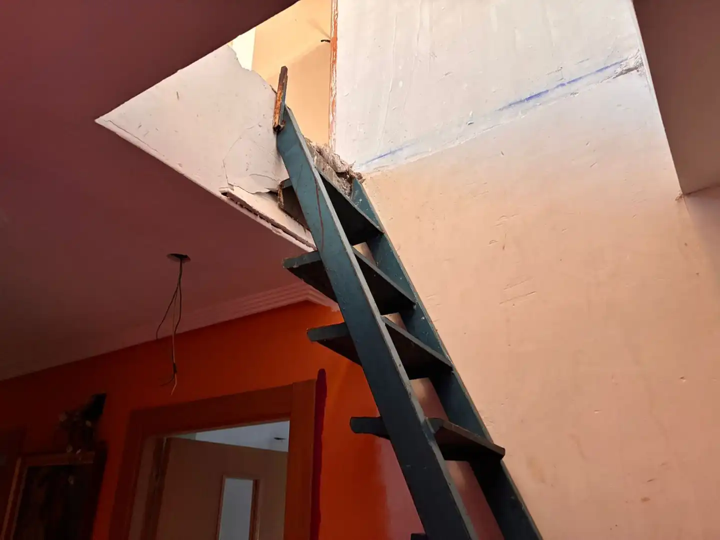 Casa o xalet en venda en Calvarrasa de Arriba amb Calefacció i Terrassa