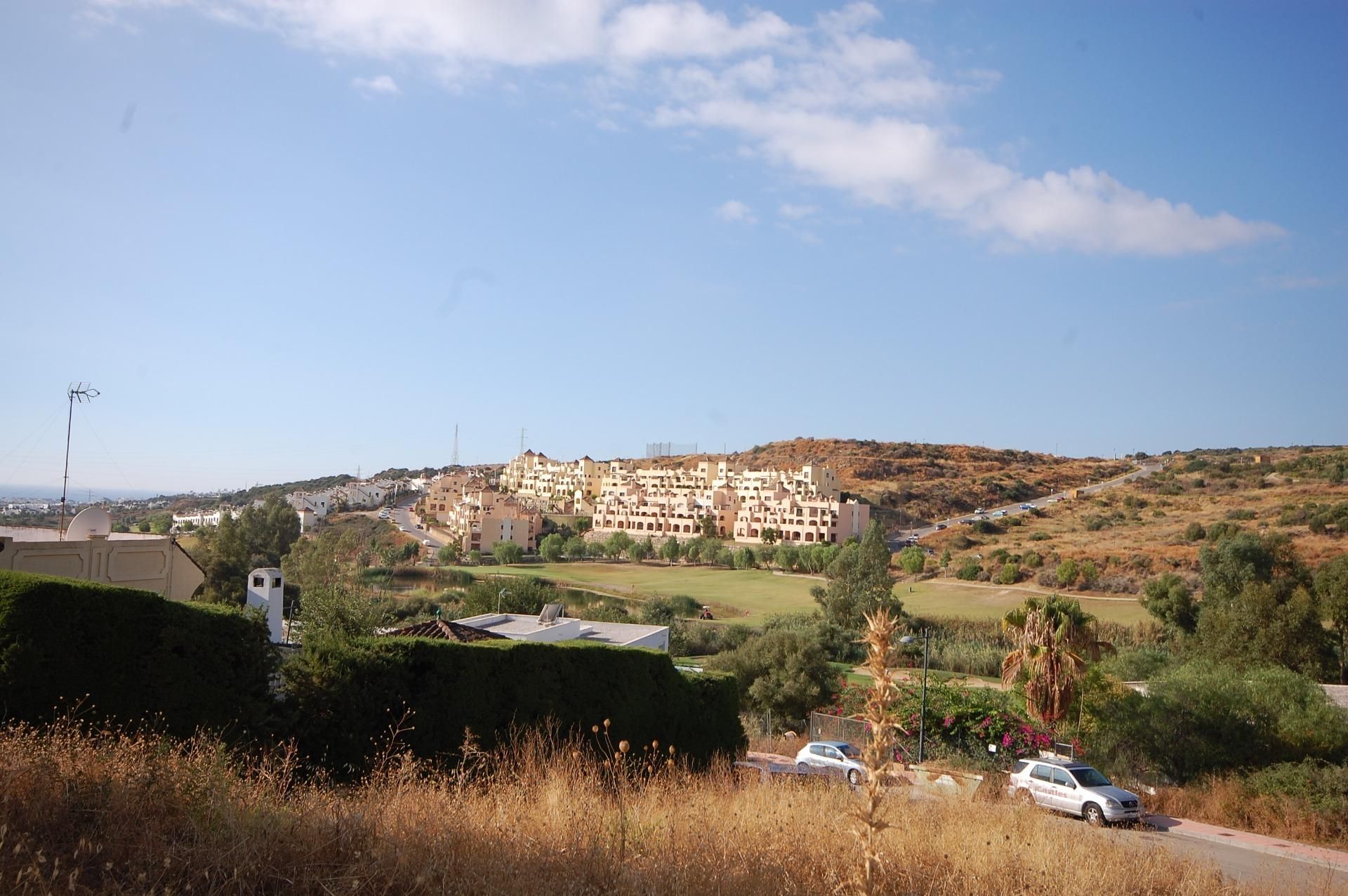 Exterior view of House or chalet for sale in Estepona  with Terrace