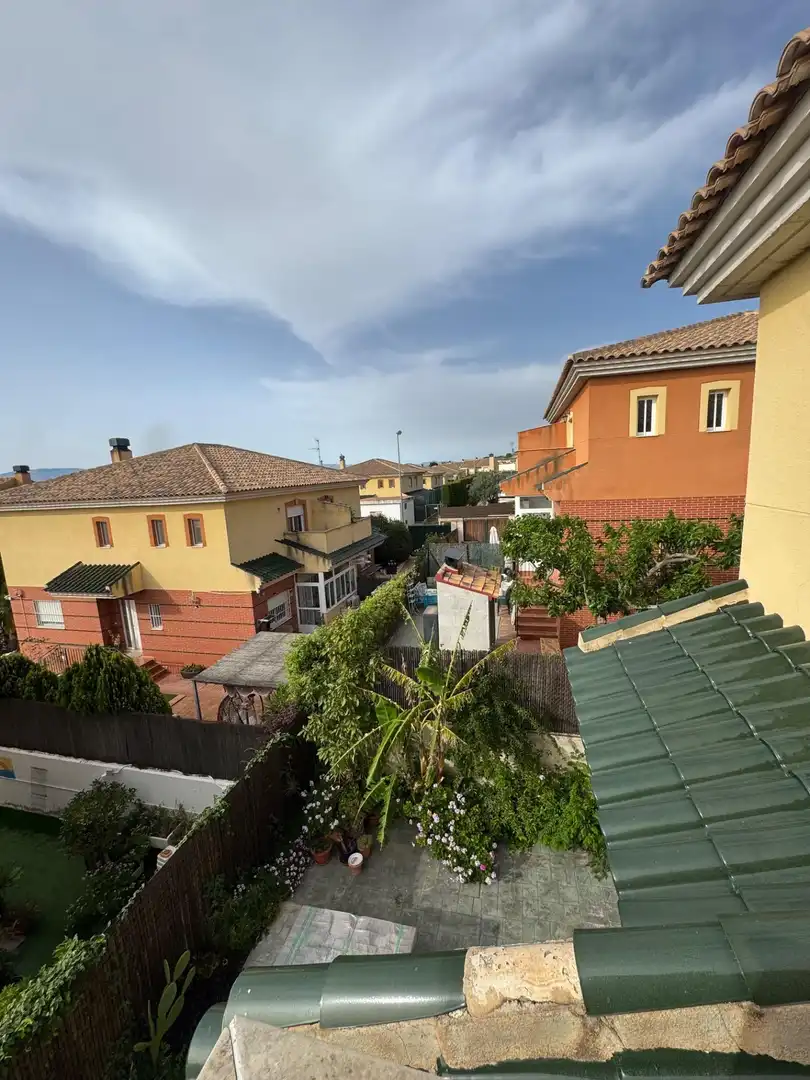 Vista exterior de Casa o xalet de lloguer en Molina de Segura amb Aire condicionat, Calefacció i Jardí privat