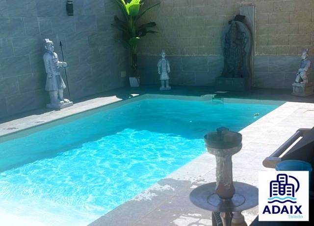 Casa adosada en Venta en Nambroca