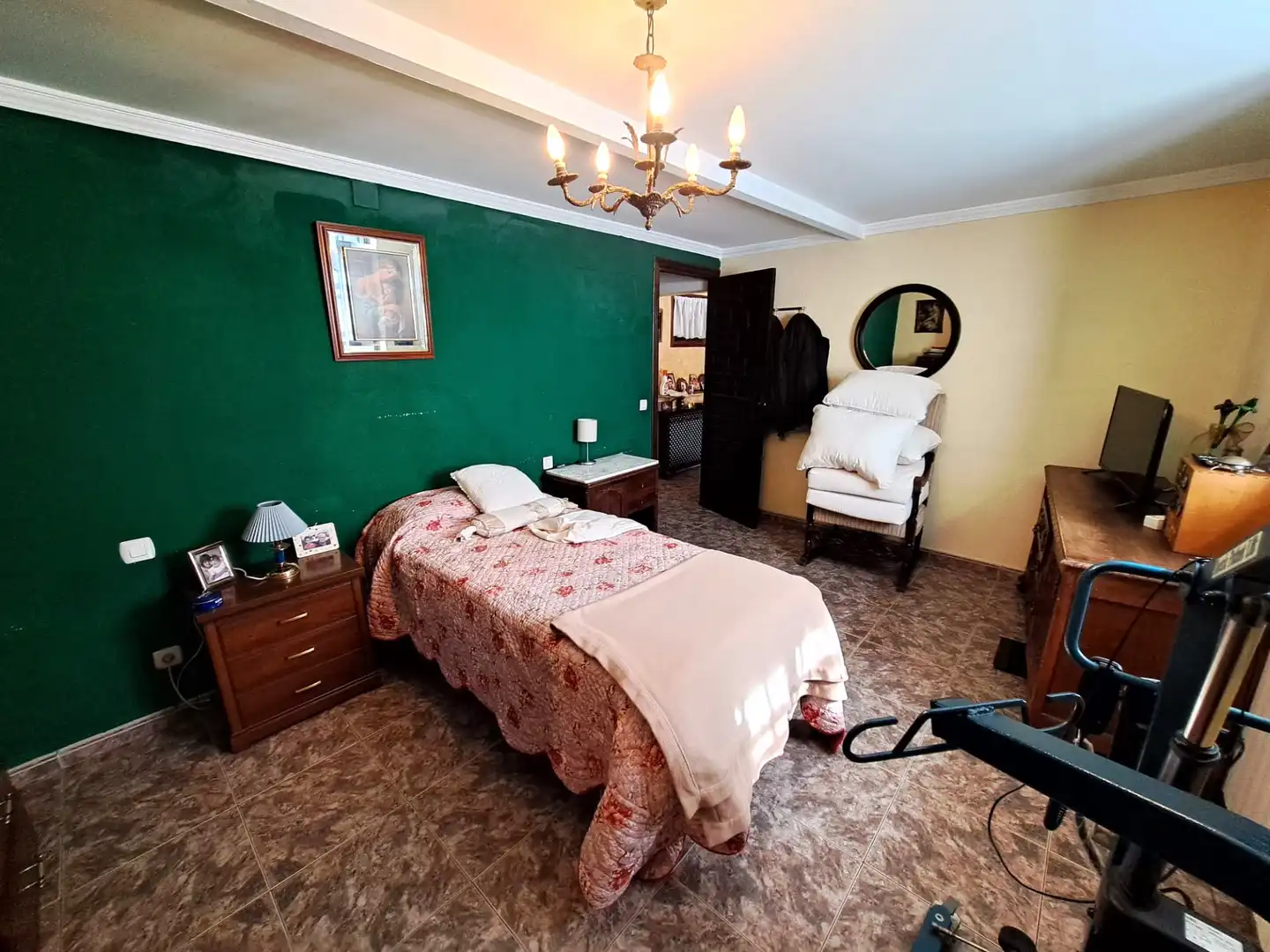 Dormitori de Casa adosada en venda en Baños de Rioja amb Calefacció, Jardí privat i Terrassa