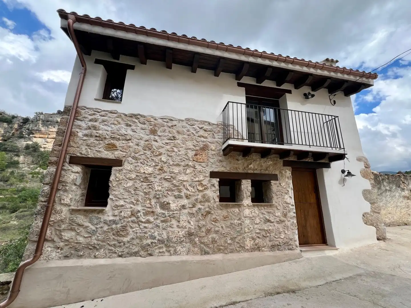 Vista exterior de Casa o xalet en venda en Vallibona amb Terrassa, Traster i Moblat