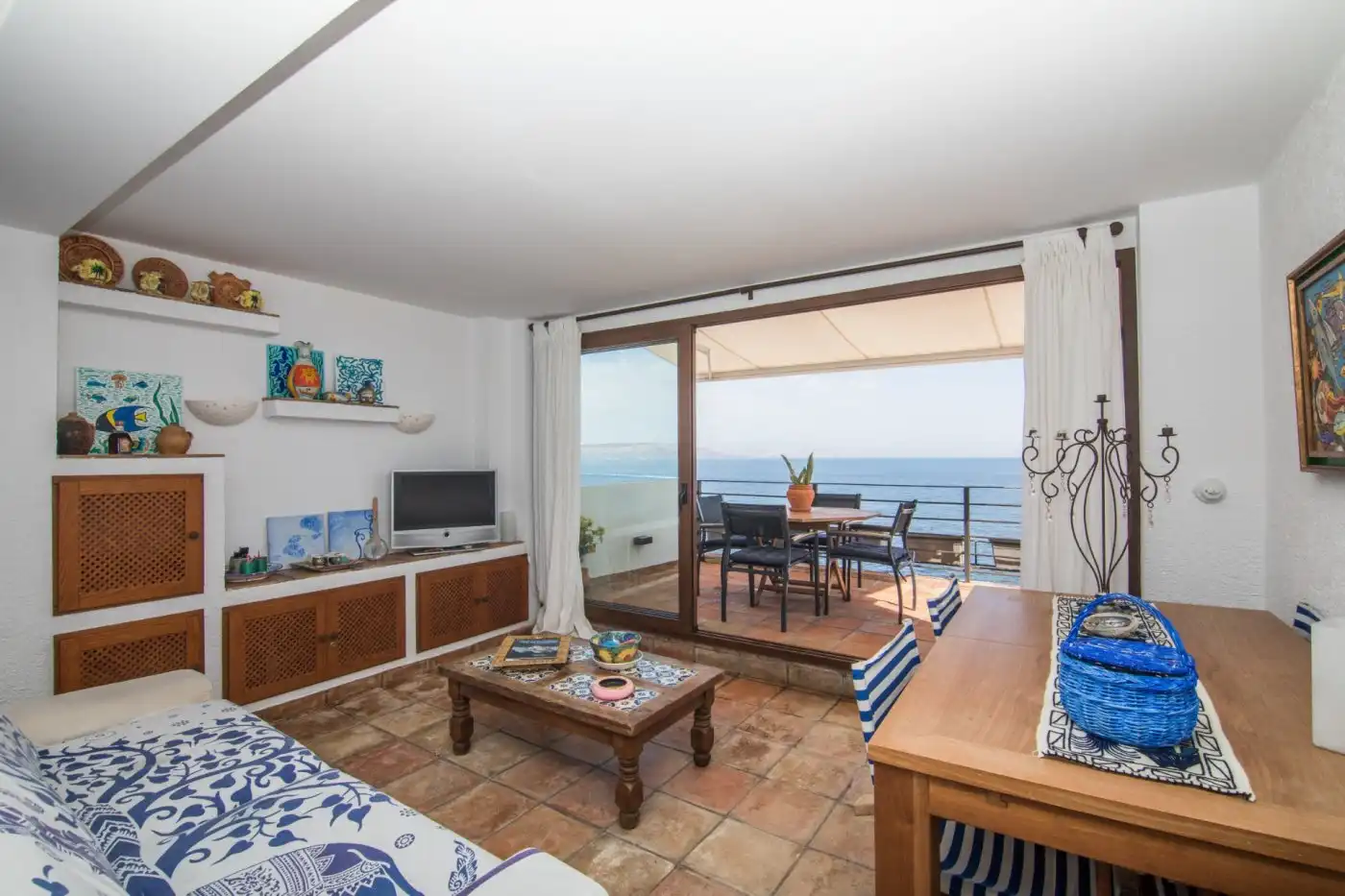 Sala de estar de Casa adosada de alquiler en Alicante / Alacant con Aire acondicionado, Terraza y Amueblado