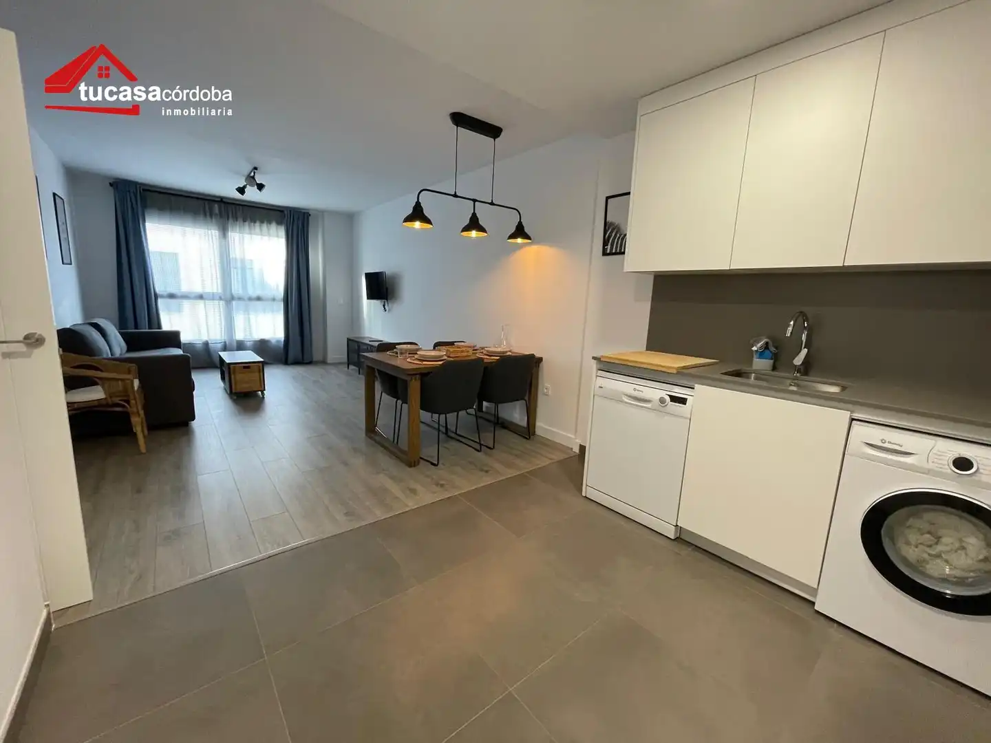Apartament amb ascensor en venda a Avenida AVENIDA DE AMÉRICA