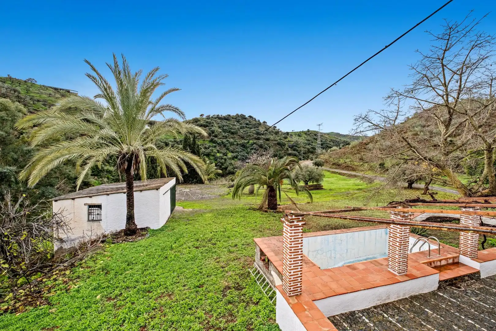 Jardín de Finca rústica en venta en Casarabonela con Terraza y Piscina