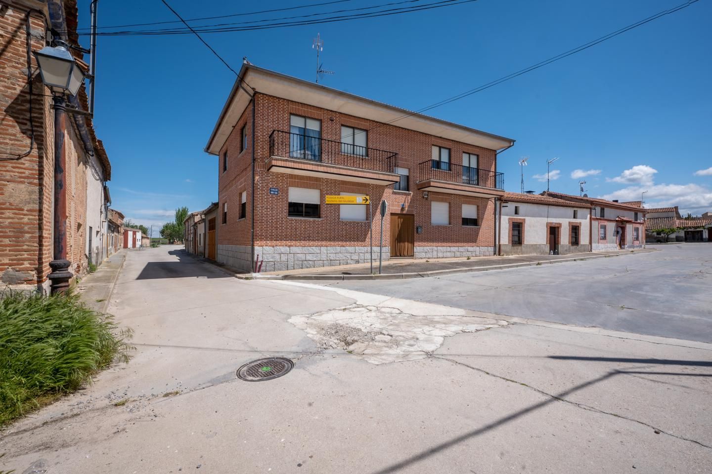 Exterior view of House or chalet for sale in Velayos  with Heating, Terrace and Storage room
