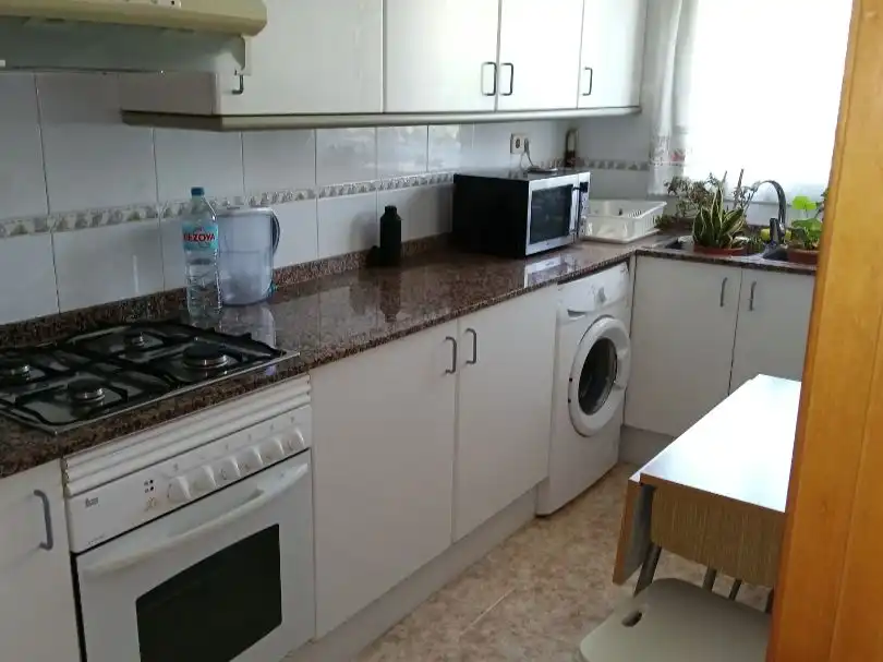 Cocina de Piso en venta en Pineda de Mar con Terraza y Balcón
