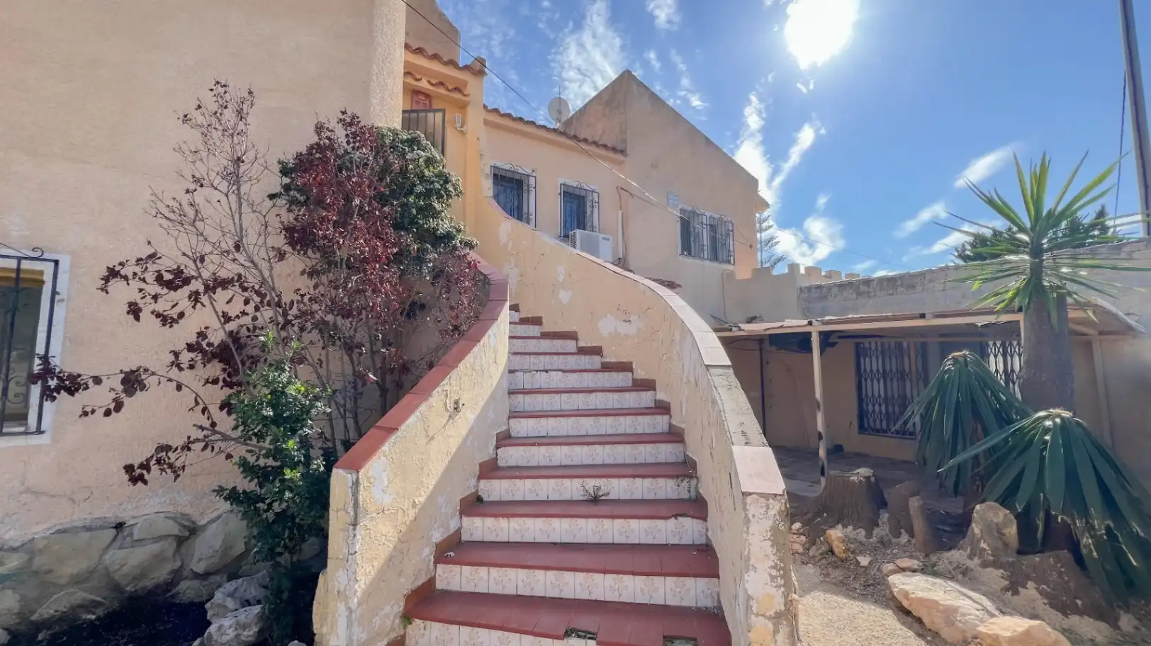 Vista exterior de Casa o chalet en venta en Calpe / Calp con Calefacción y Piscina