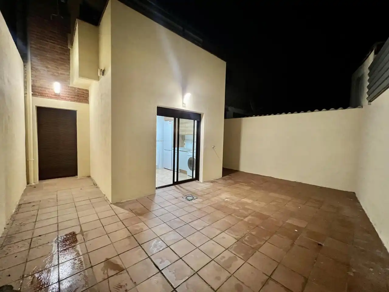Ground floor for rent in Ávila  with Heating, Private garden and Terrace