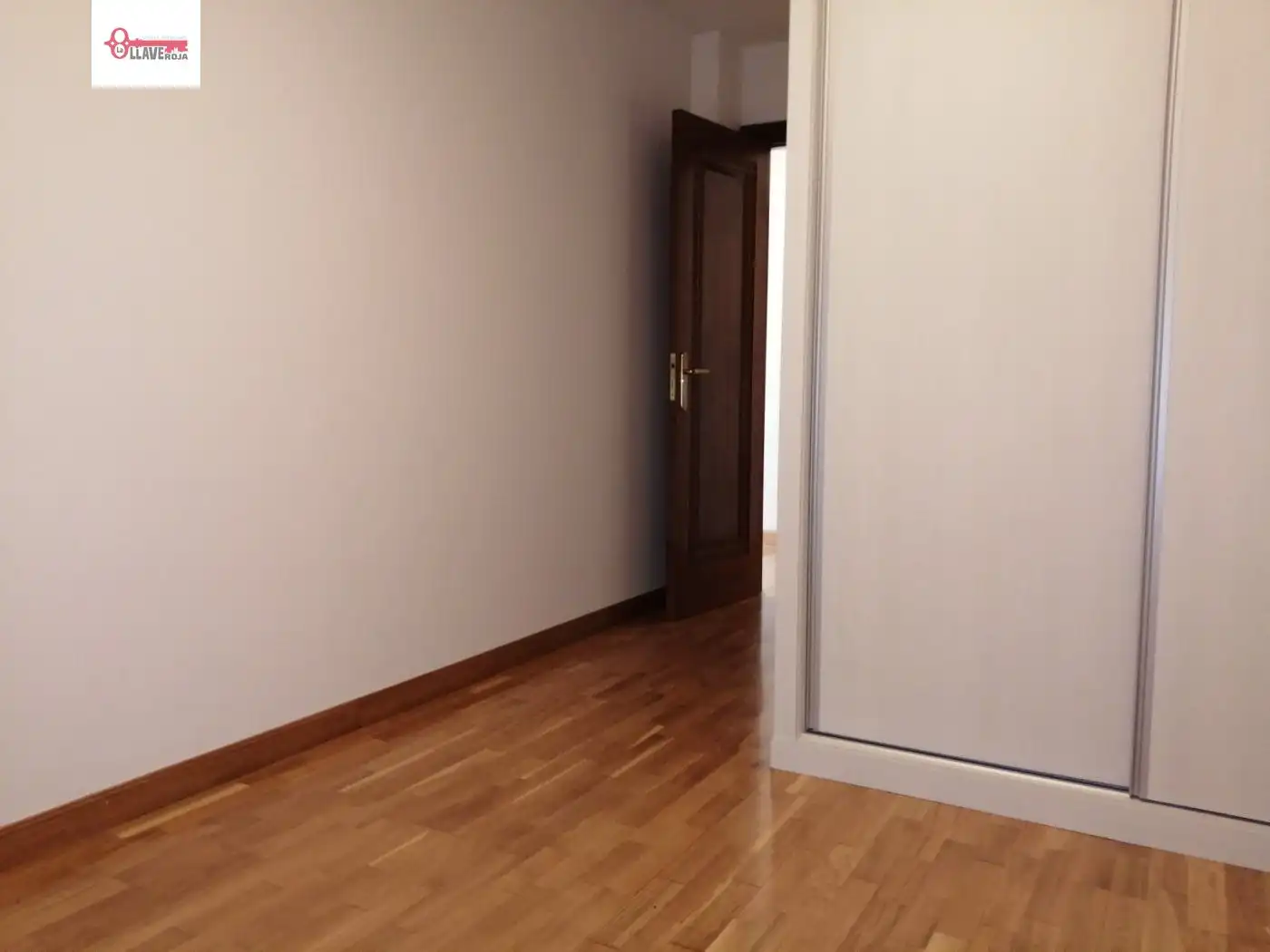 Wohnungen zur Miete in Burgos mit Heizung, Parkett und Terrasse