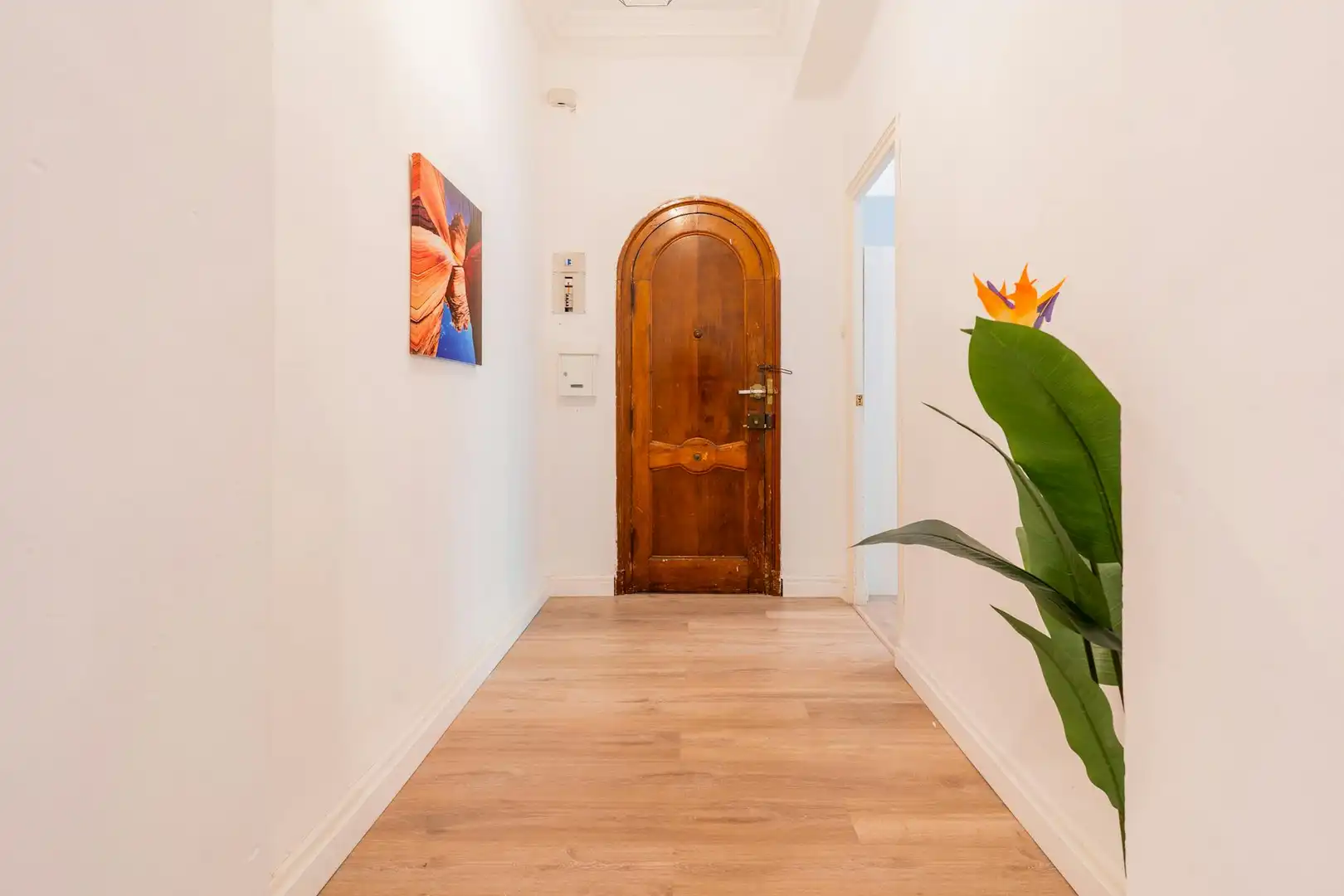 Wohnung zur untervermieten in Valencia mit Waschmaschine und Fernseher