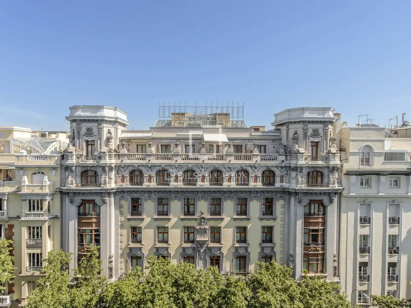 Exterior view of Attic for rent in Madrid  with Air Conditioner, Heating and Parquet flooring