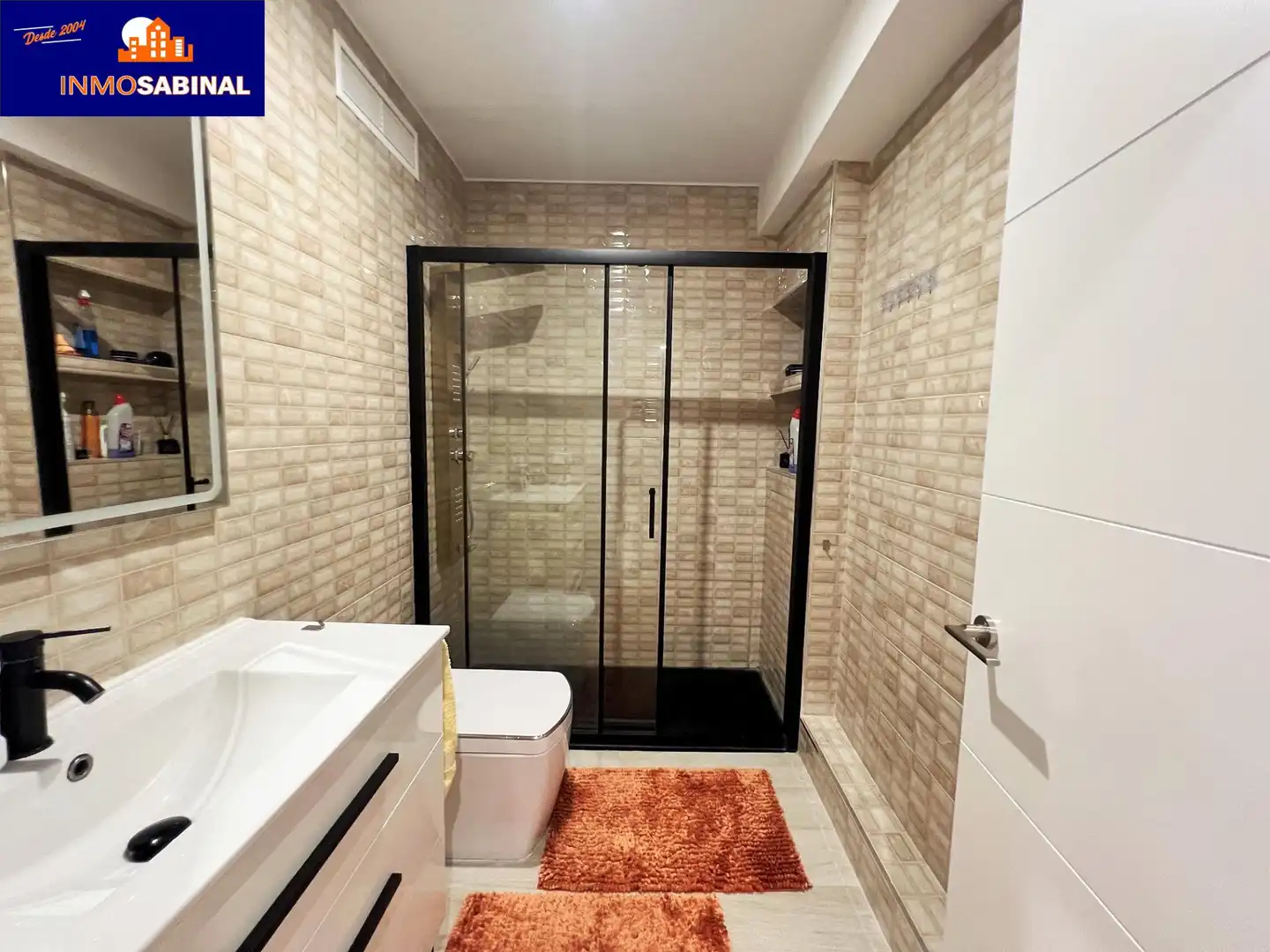 Baño de Casa adosada en venta en Vícar con Aire acondicionado, Calefacción y Terraza