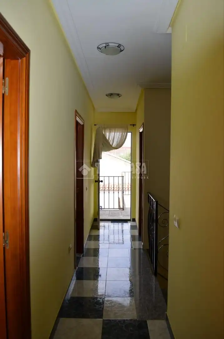 Casa adosada en venta en Marmolejo con Aire acondicionado y Calefacción