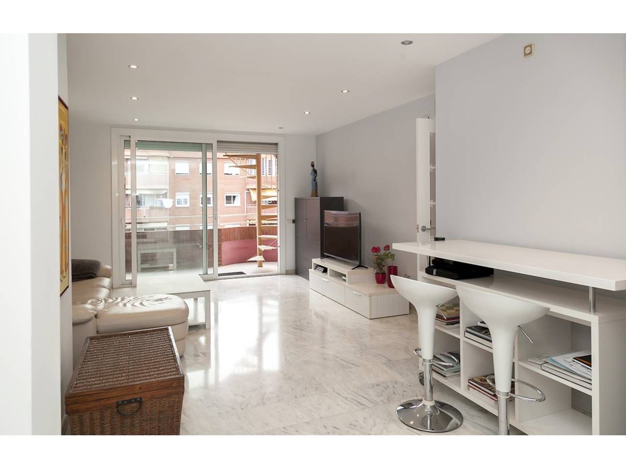 Àtic en venda a Josep Tarradellas, Sant Joan - TV3