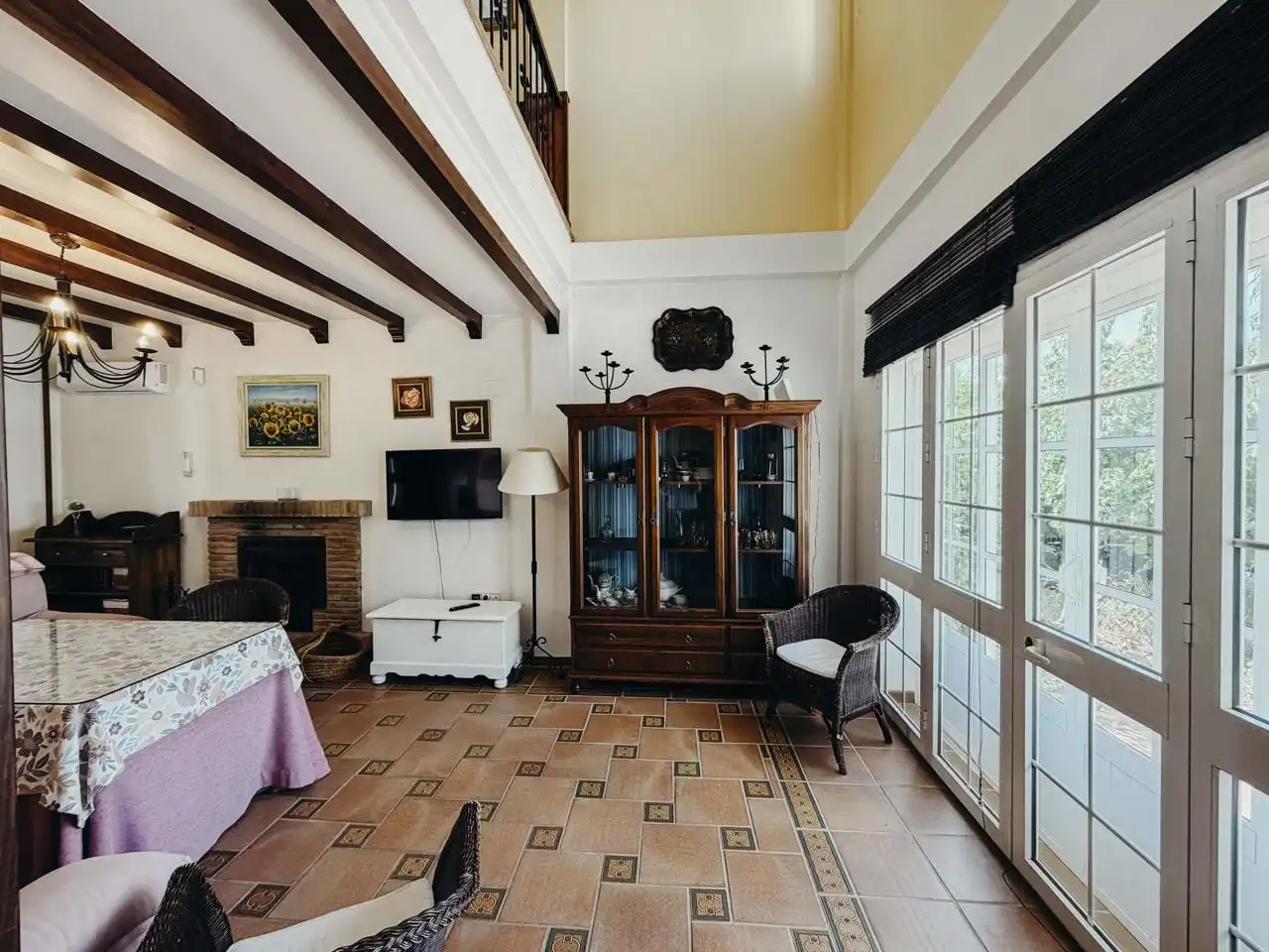 Sala de estar de Casa o chalet en venta en Arcos de la Frontera con Aire acondicionado, Jardín privado y Terraza