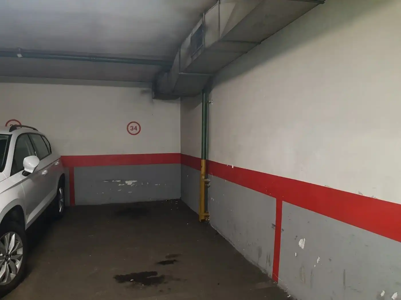 Garaje de alquiler en Carrer de Pi i Margall, 26, El Camp d'en Grassot i Gràcia Nova