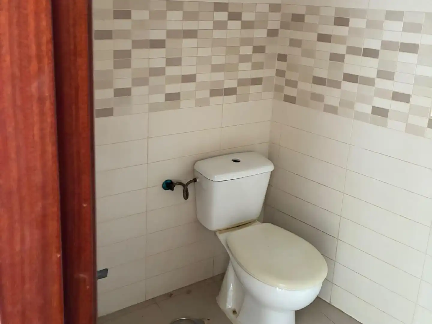 Bathroom of Flat for sale in Lucena  with Storage room