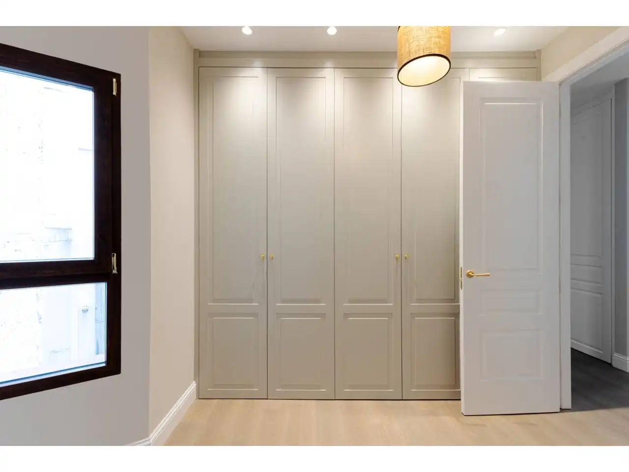 Bedroom of Flat for sale in Valencia  with Air Conditioner, Heating and Parquet flooring