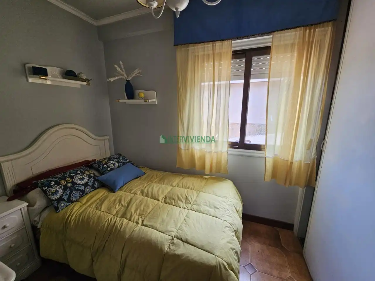 Habitación de Casa o chalet en venta en Vigo  con Calefacción, Jardín privado y Terraza