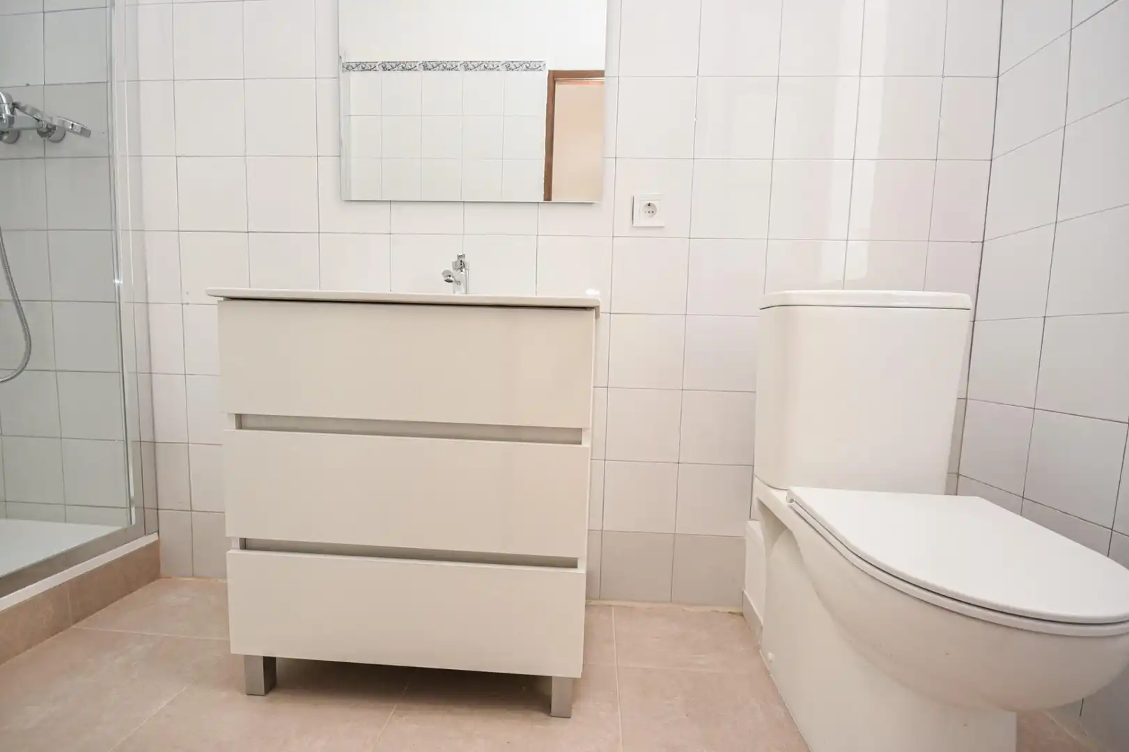Badezimmer von Wohnung zur Miete in  Palma de Mallorca mit Terrasse, Abstellraum und Balkon