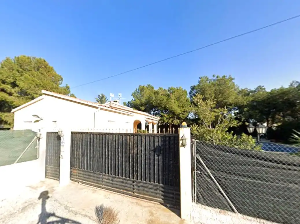 Vista exterior de Casa o xalet en venda en Elche / Elx
