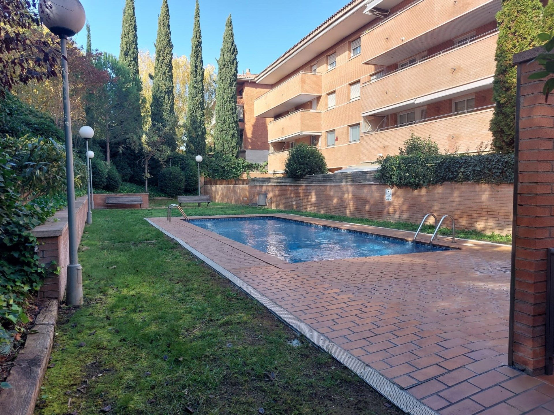 Piscina de Planta baja de alquiler en Sant Cugat del Vallès con Aire acondicionado, Calefacción y Terraza