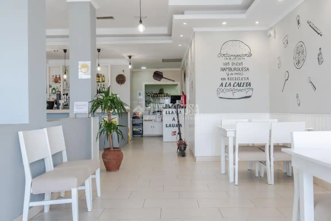 Local en venta en Salobreña
