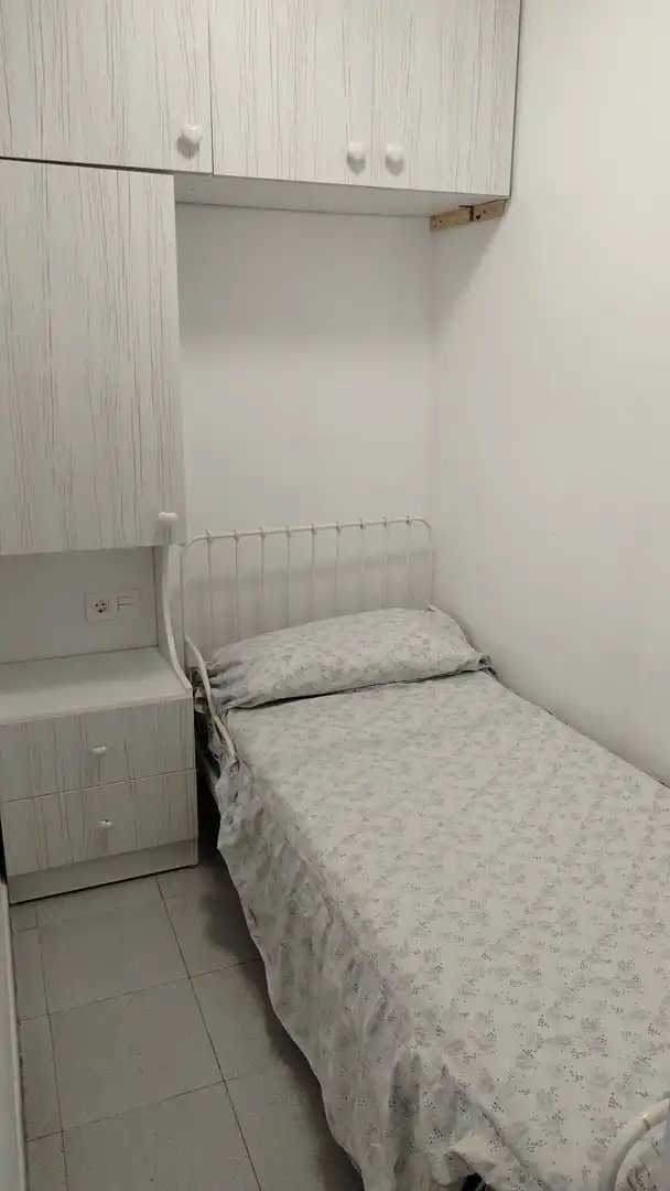 Schlafzimmer von Wohnungen zum Verkauf in Salou mit Terrasse, Möbliert und Gemeinschaftspool