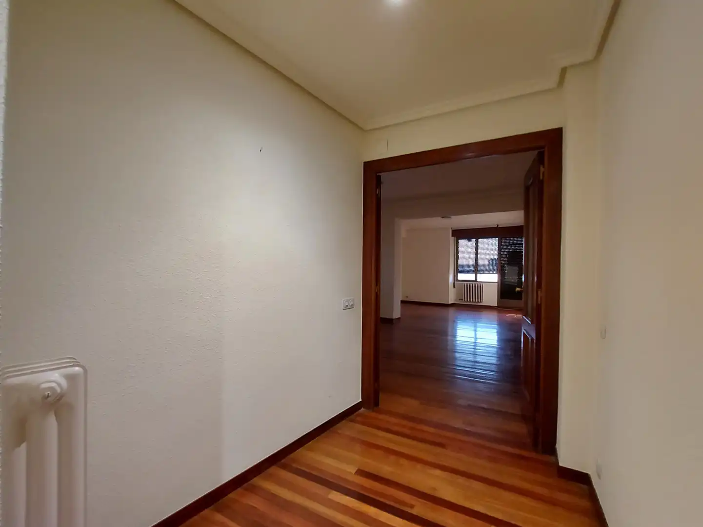 Piso de alquiler en  Logroño con Calefacción, Terraza y Trastero