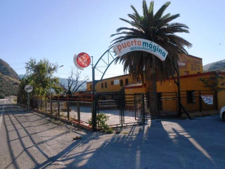 Edifici en venda en La Guardia de Jaén