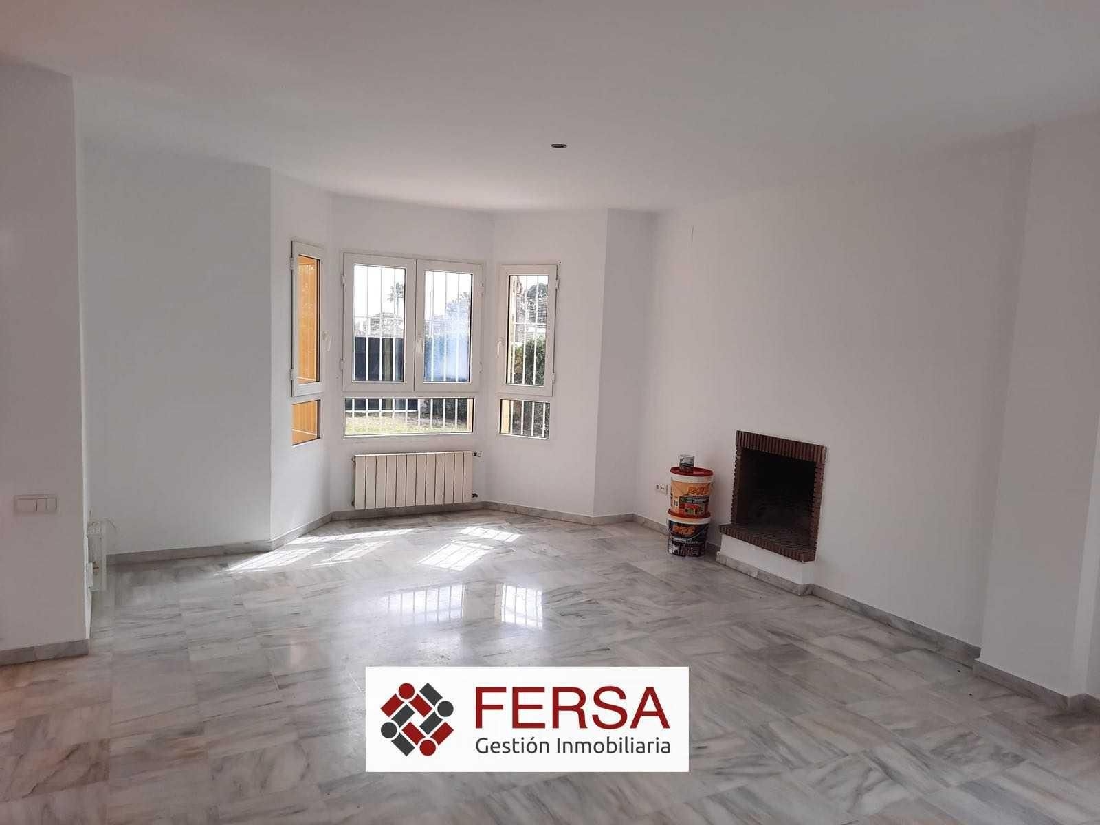 Living room of Single-family semi-detached to rent in El Puerto de Santa María  with Heating, Private garden and Parquet flooring