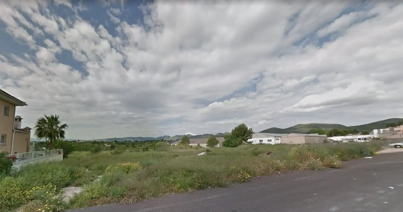 Land for sale in L'Olleria