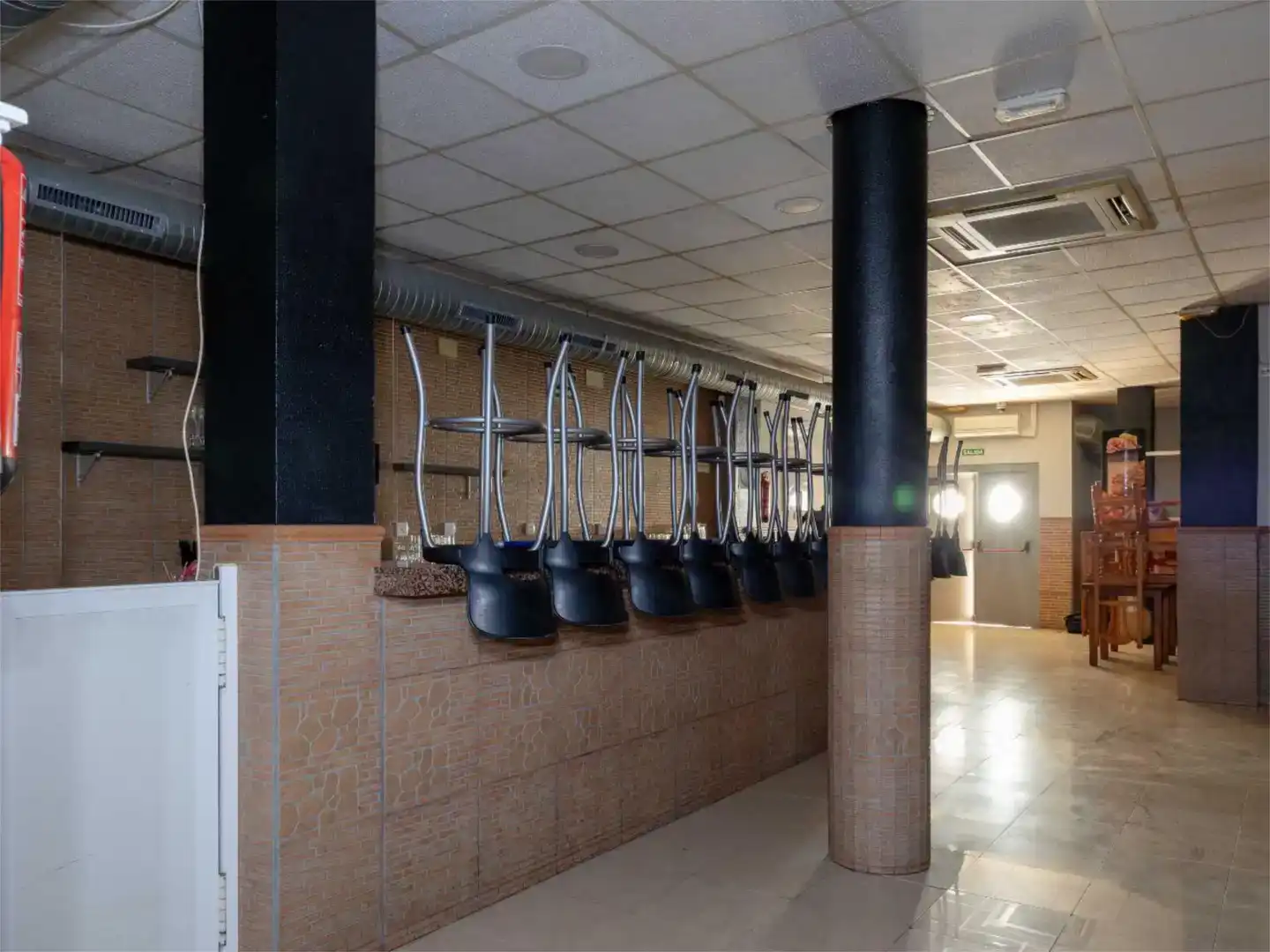 Commercial properties for sale in Rota  with Air Conditioner and Furnished