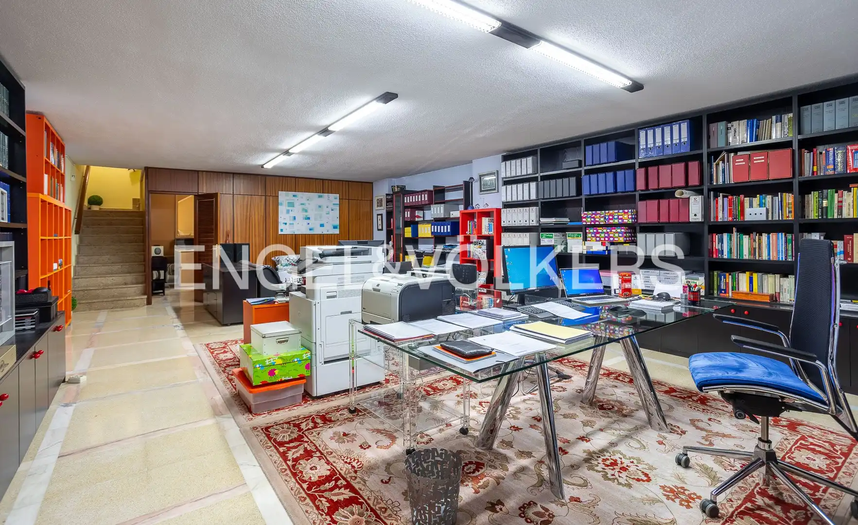 Einfamilien-Reihenhaus zum Verkauf in Santander mit Heizung, Privatgarten und Terrasse
