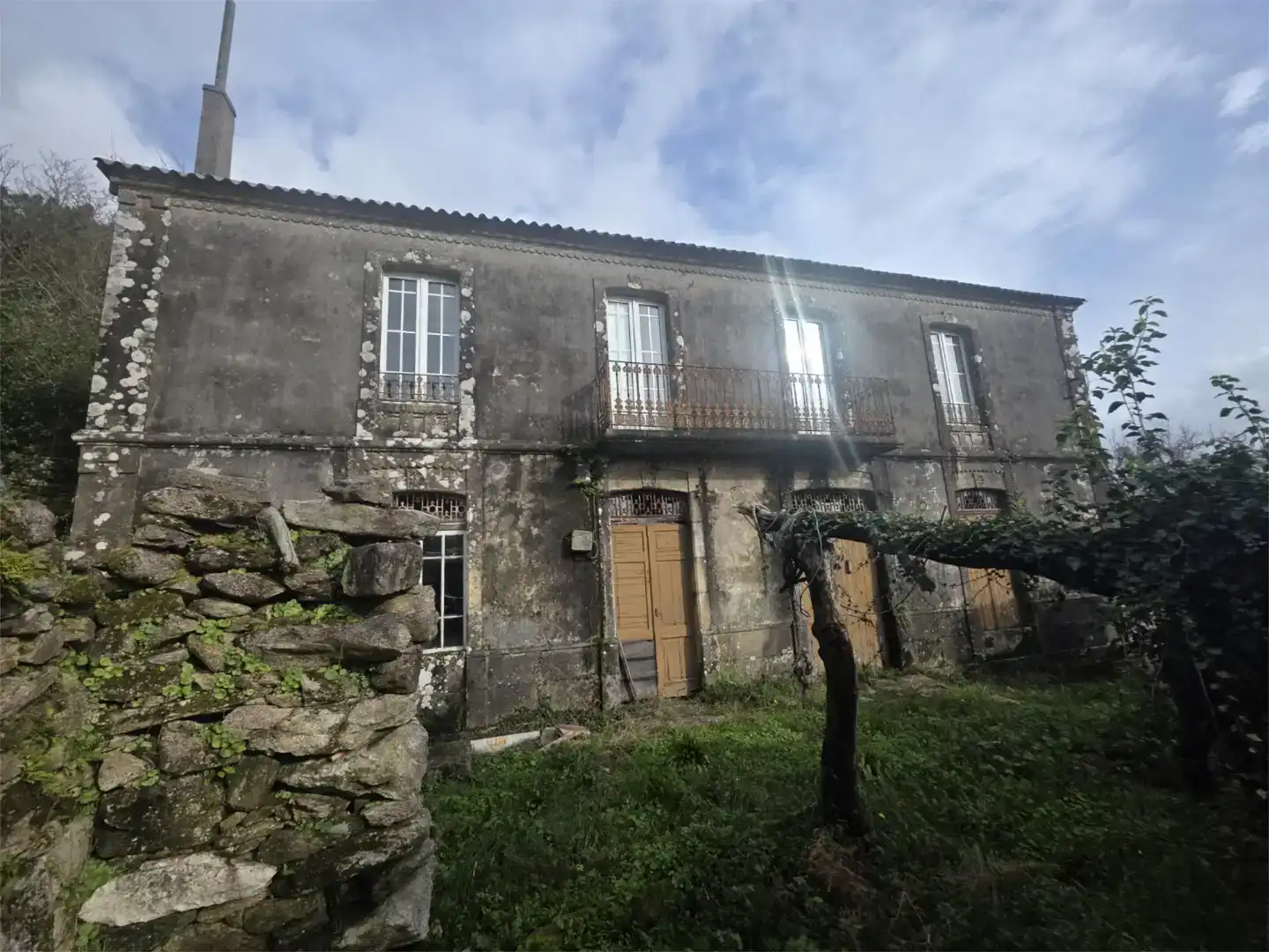 Außenansicht von Country house zum Verkauf in Muros, A Coruña
