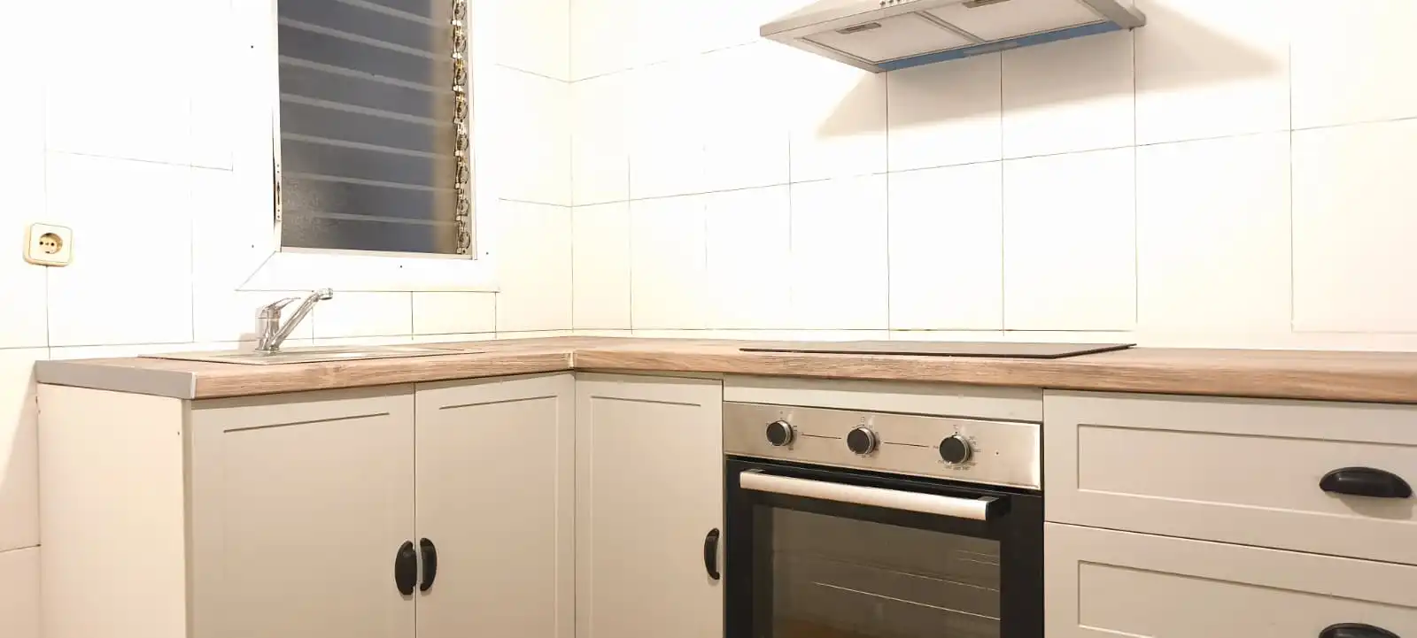 Kitchen of Flat for rent in Zona Alta